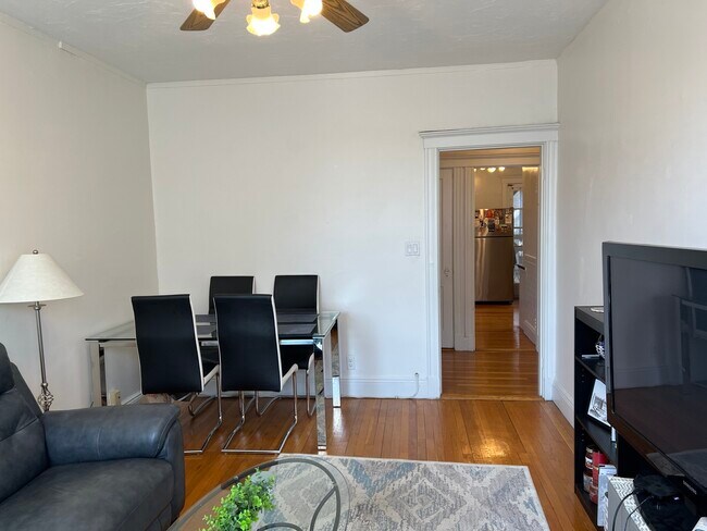Photo - 124 Sutherland Rd