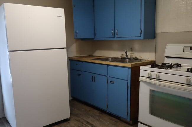 Photo - 420 S 12th St Unit B