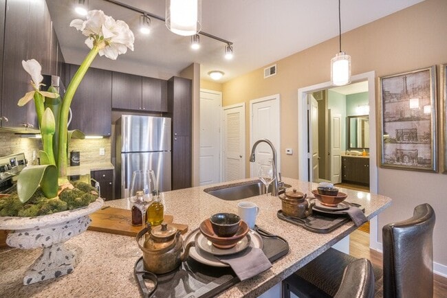 Building Photo - Big Savings, Better Living Unit TASTC2