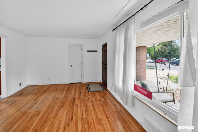 Photo - 340 N Harlan St