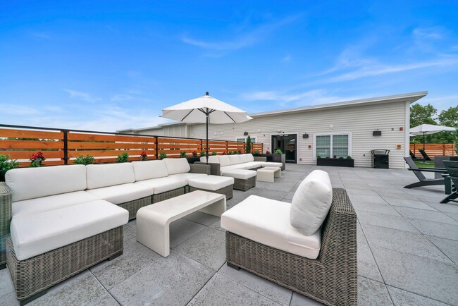 Photo - 74 Ridgedale Ave Unit 304