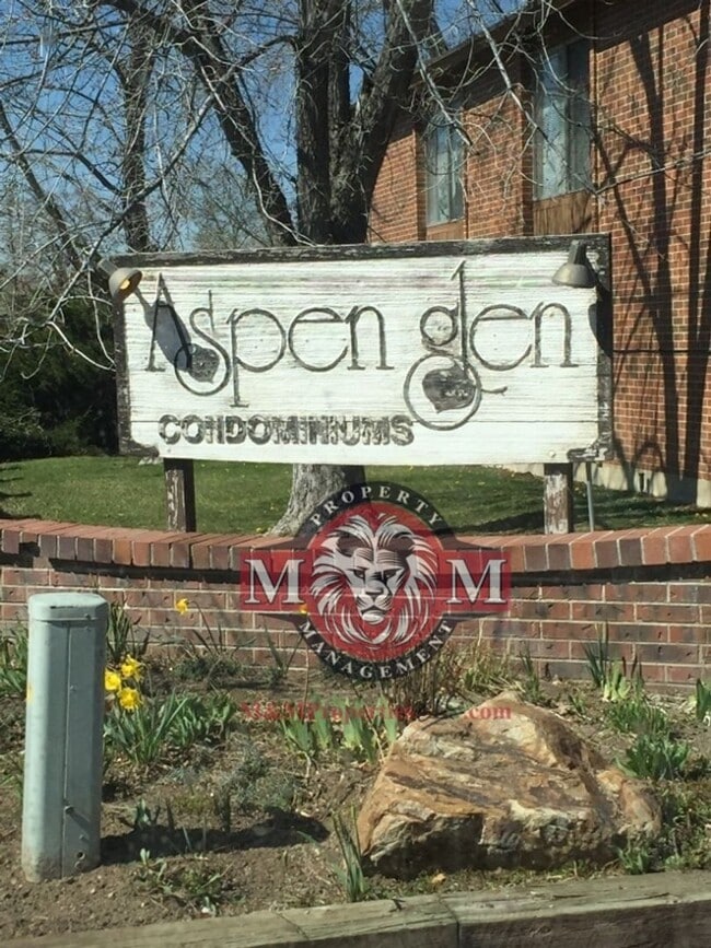 Photo - 2 BD 1 Bath Condo Remodeled Through-Out