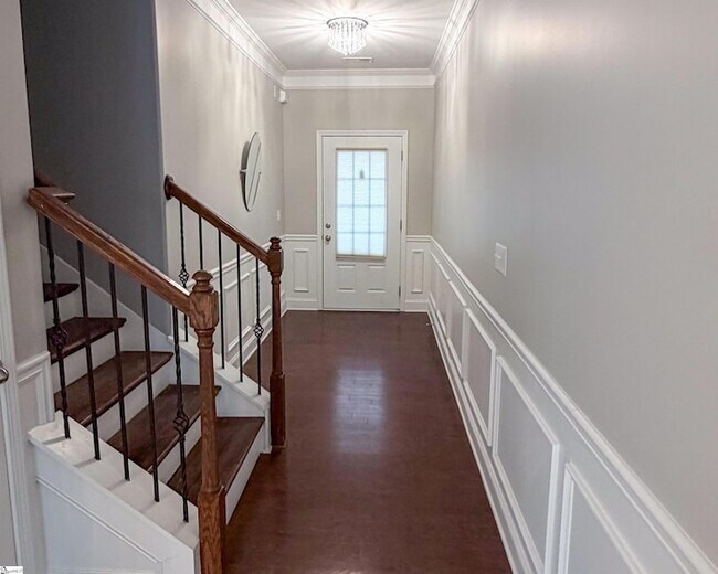 Photo - 428 Woodbark Ct