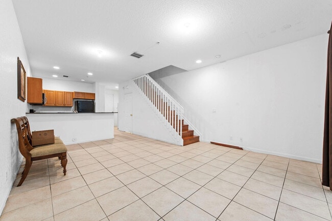 Photo - 1425 NW 36th Way