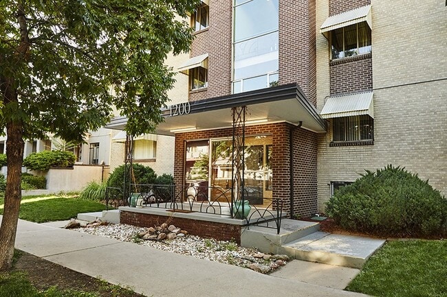 Skylark Apartments