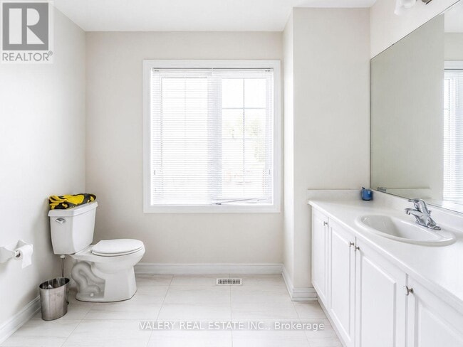 Photo - 407 Linden Dr