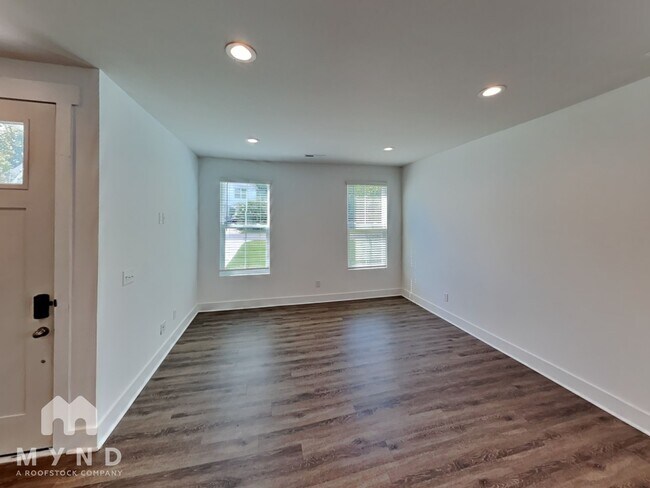 Photo - 3913 Ironwood St