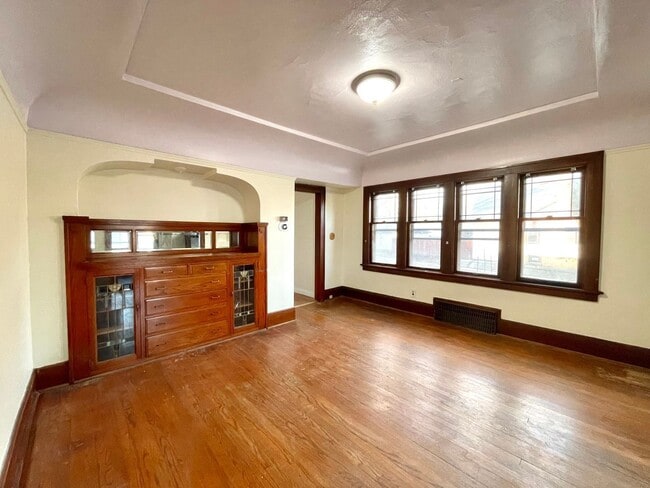 Building Photo - 2577 N 52nd St