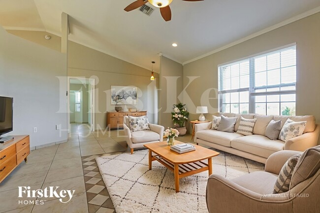 Photo - 154 Waldo St