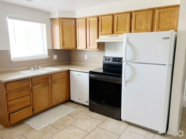 Building Photo - 2 Bed / 1 Bath Apartment in Provo! Unit 9