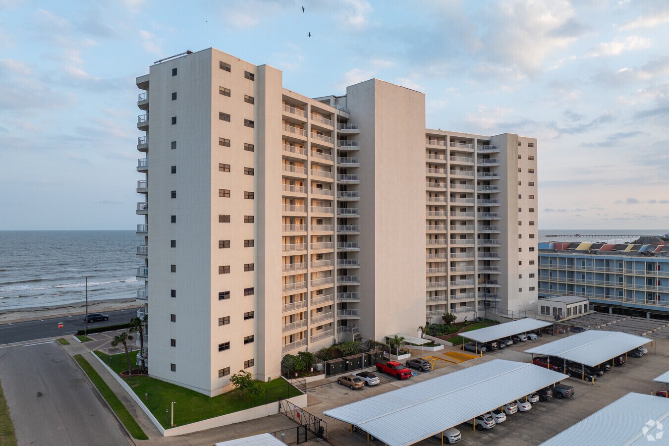 Photo - The Breakers Condominium