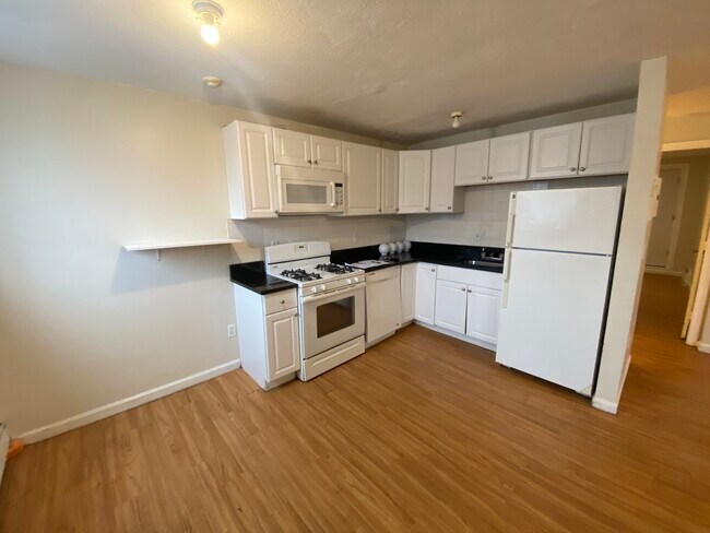 Photo - 625 Somerville Ave Unidad 1