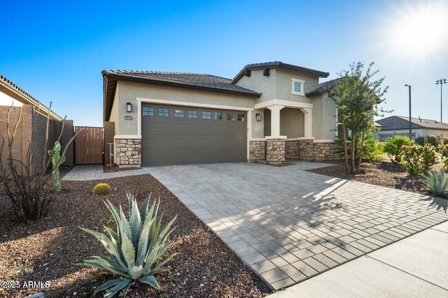 Photo - 18427 W Clinton St