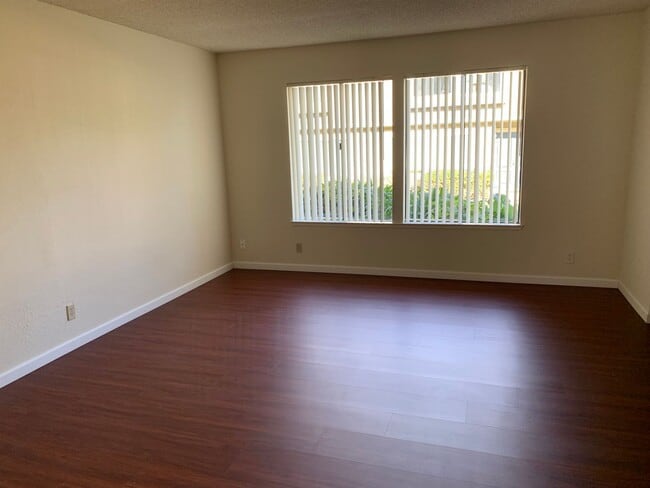 Photo - Spacious Townhouse