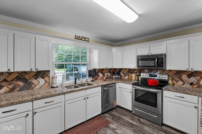 1034 Cattleman Tr-