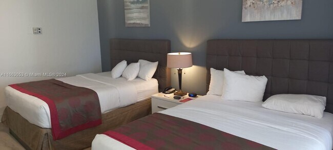 Photo - 19201 Collins Ave Unit 436