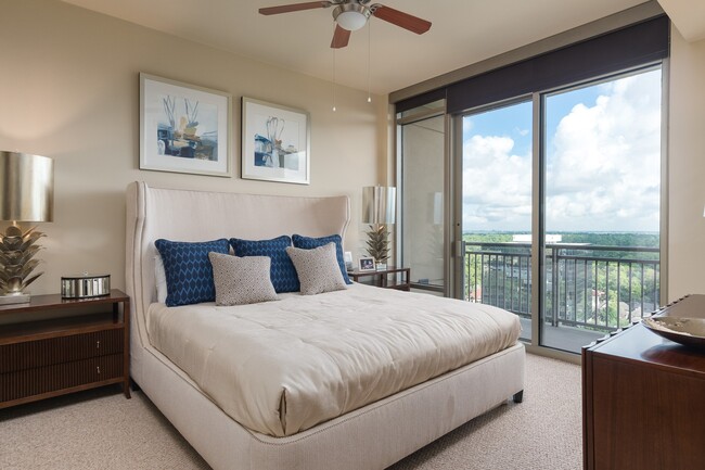 Photo - 7 Riverway Dr