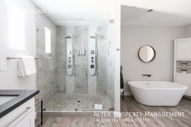 Photo - 3331 N 62nd St