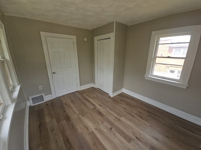 Photo - 1313 Evelyn St