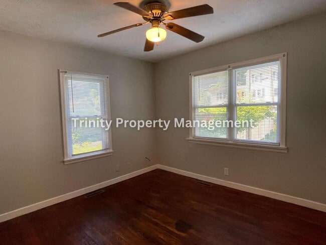 Photo - 132 1/2 winding Way