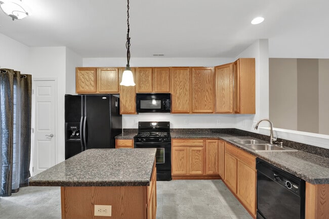 Photo - 131 Lady Bug Dr