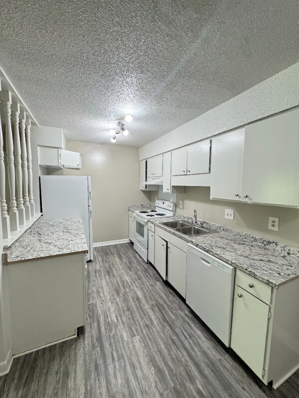 Photo - 4601 Packard Dr Unit D261