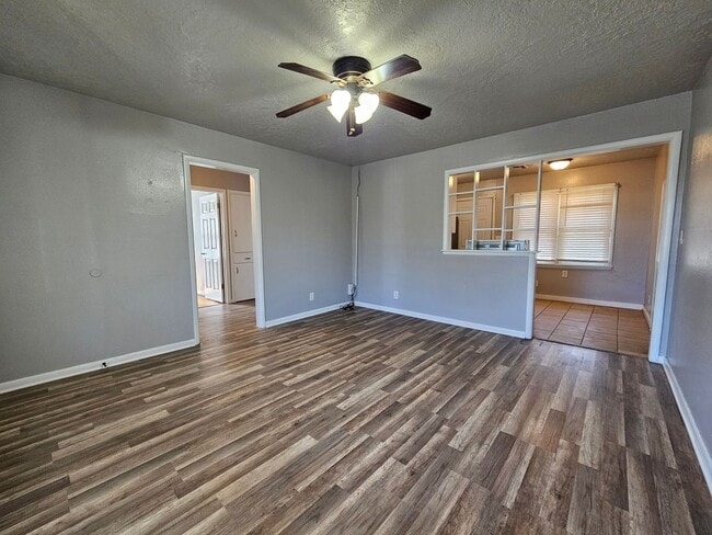 Photo - (3) Bed/(1) Bath in Core Norman Avail NOW! Pet Negotiable!