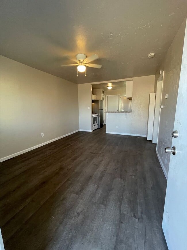Photo - 1137 Jones Ave Unit 1141