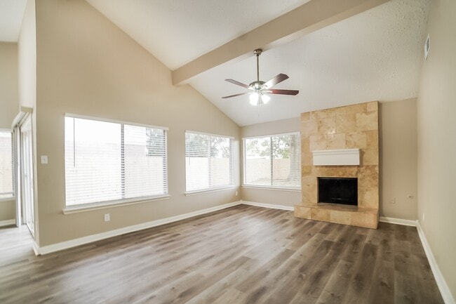 Photo - 1515 Windys Way