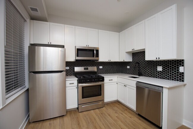 Photo - 661 W Wrightwood Ave Unidad 301