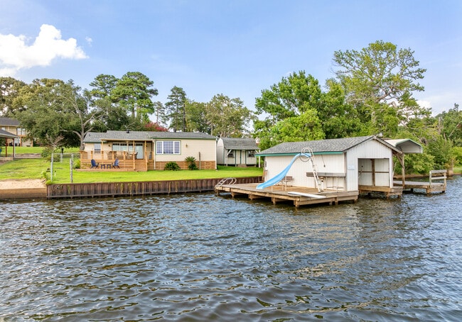 Building Photo - 22248 Lounette Dr Rental