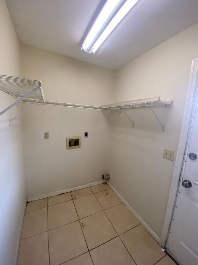 Photo - N.W. 2/2 Townhome off Mission Rd. near Fred George