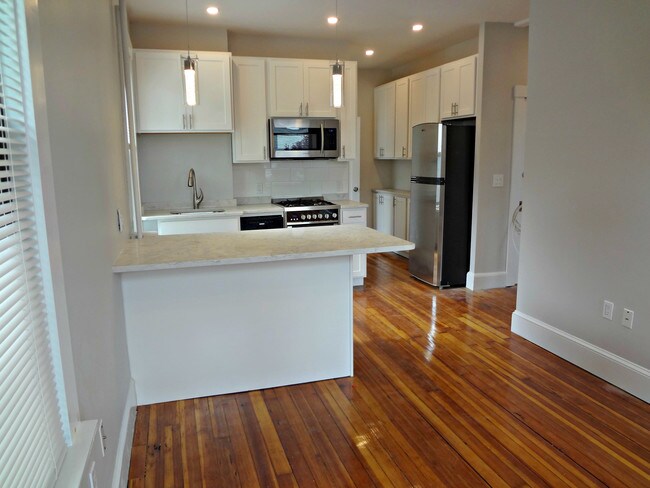 Photo - 19 Seaverns Ave