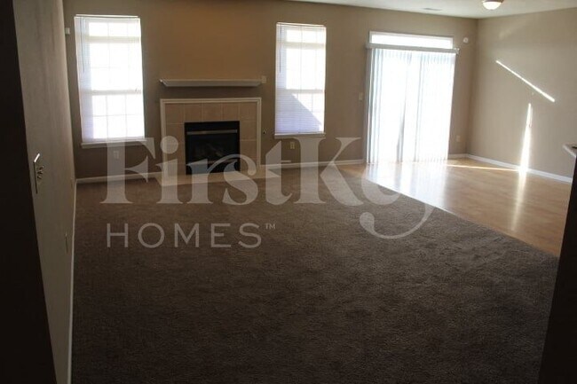 Photo - 10 S Burkhart Dr