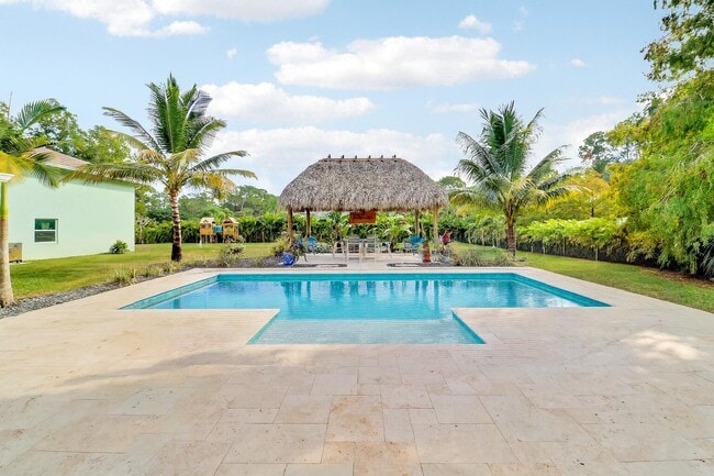 Photo - 15866 Alexander Run