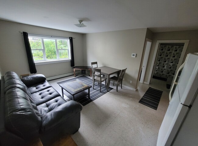 Building Photo - 93 Market St Unit 103