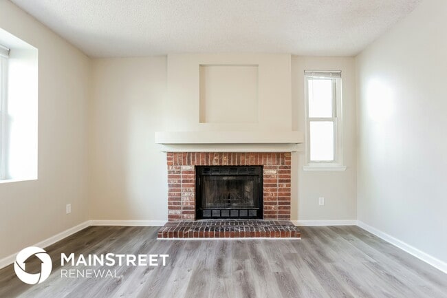 Photo - 4318 Lisbon St