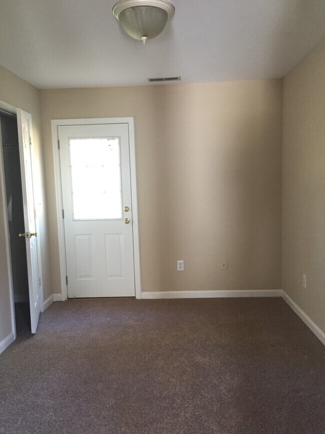 Photo - 3466 Hedge Drive Northeast