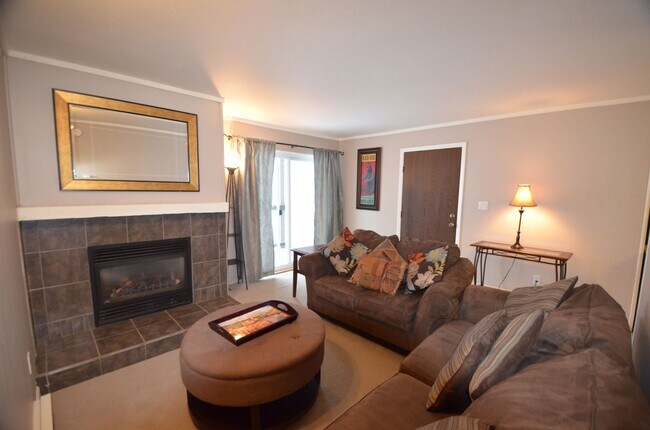 67 Peaks View Ct