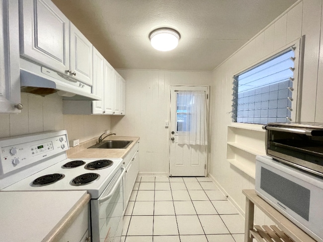 1279 Manulani St Unit 1279 Manulani St. B