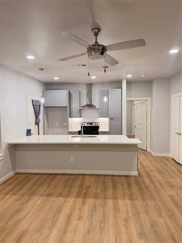 Photo - 1652 Hudspeth Ave