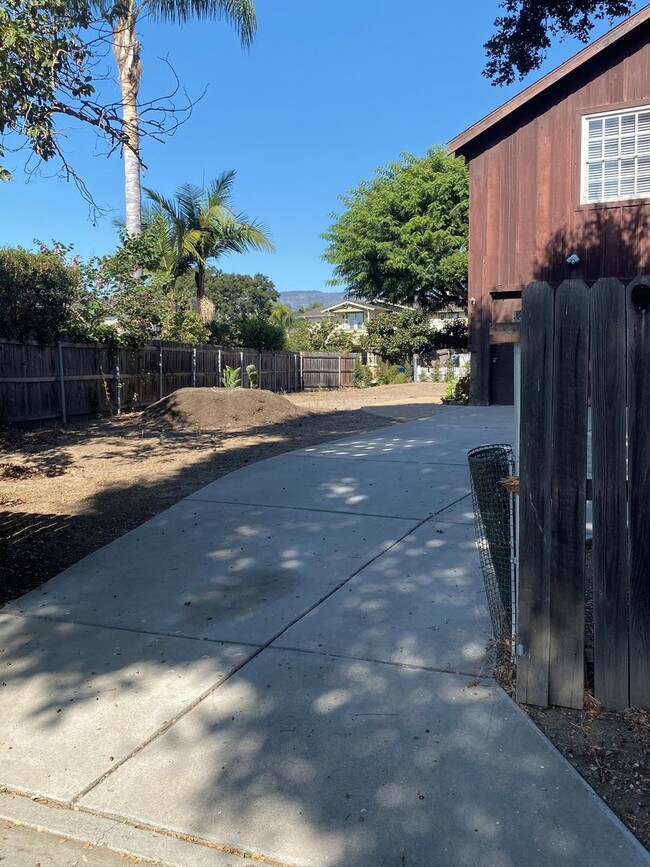 Photo - Santa Barbara - Cute two bedroom, one bath upstairs home near Cottage Hospital.