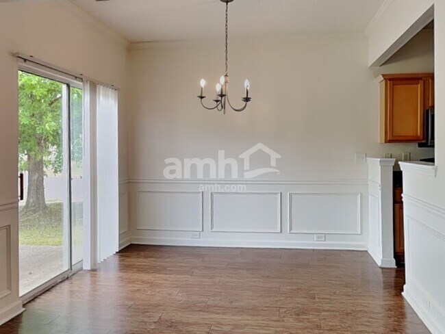 Photo - 4305 Windale Dr NW