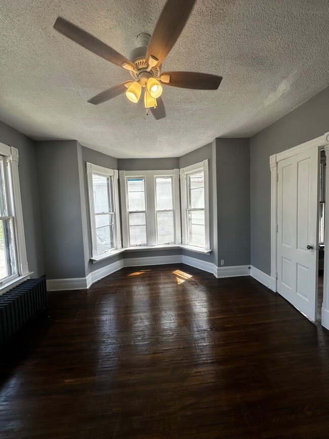 Photo - 1819 W 3rd St Apartments Unit 3