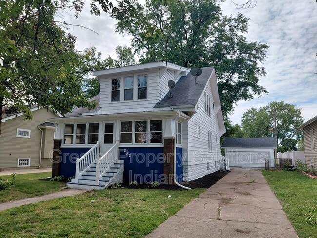 Building Photo - 252 Lawndale St