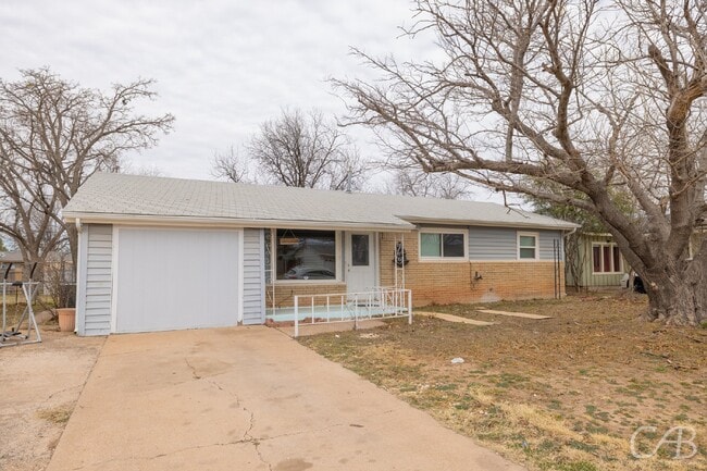 Photo - 2902 Bennett Dr