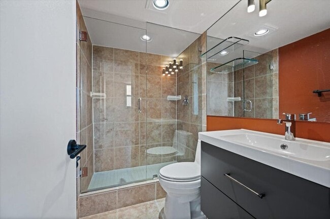 Photo - 689 NE 6th Ct Unit 4010