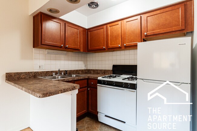 Photo - 540 W Roscoe St Unit 581