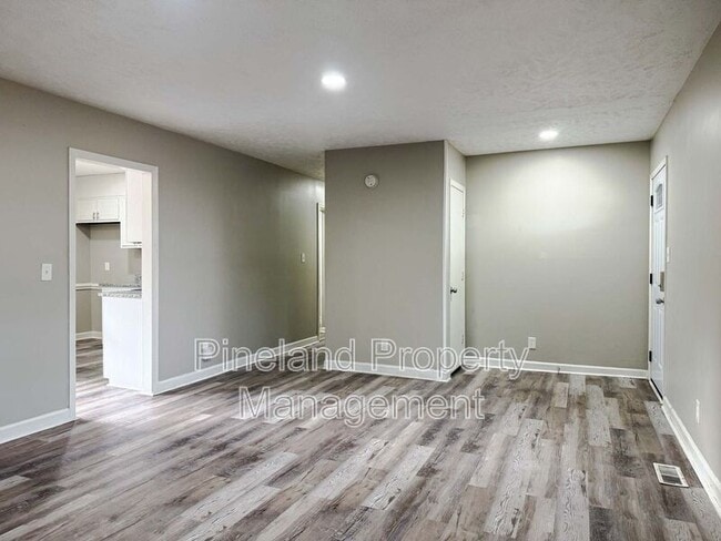 Photo - 1213 Strickland Bridge Rd