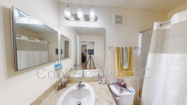 Photo - 218 Larkin Pl Unit 109